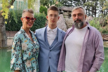 Kao sav normalan svet! Tijana i Milan Dapčević otvorili vrata porodičnog doma, pažnju privukao ovaj detalj u dnevnoj sobi (FOTO)